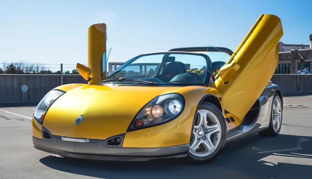 خودروی اسپرت ممنوعه رنو، رقیب Lotus Elise،