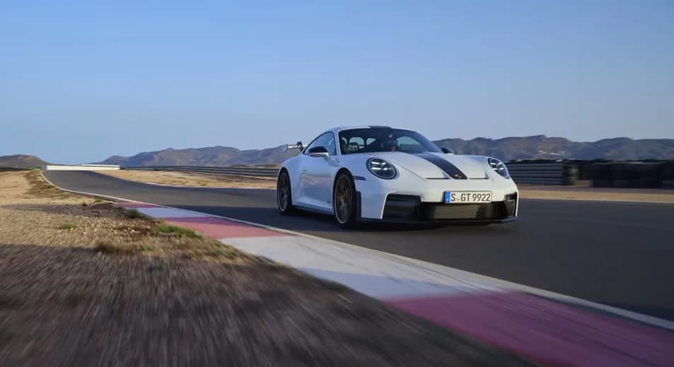 بررسی پورشه 911 GT3 2025