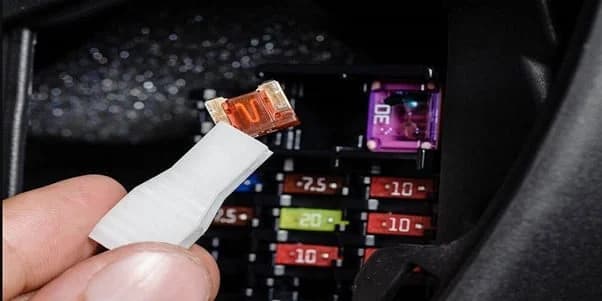 جعبه فیوز پراید