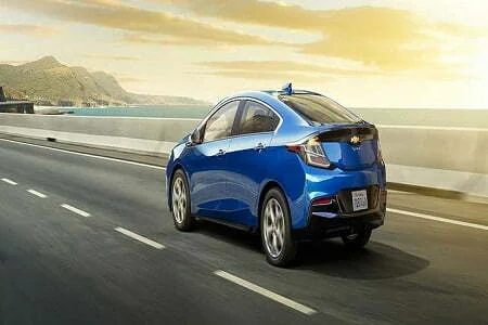 امنیت خودروهای الکتریکی در تصادفات